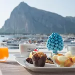 Villaggio Dei Pescatori Alojamento de Acomodação e Pequeno-almoço 4*